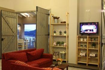 Poros Beach Aparthotel 2*